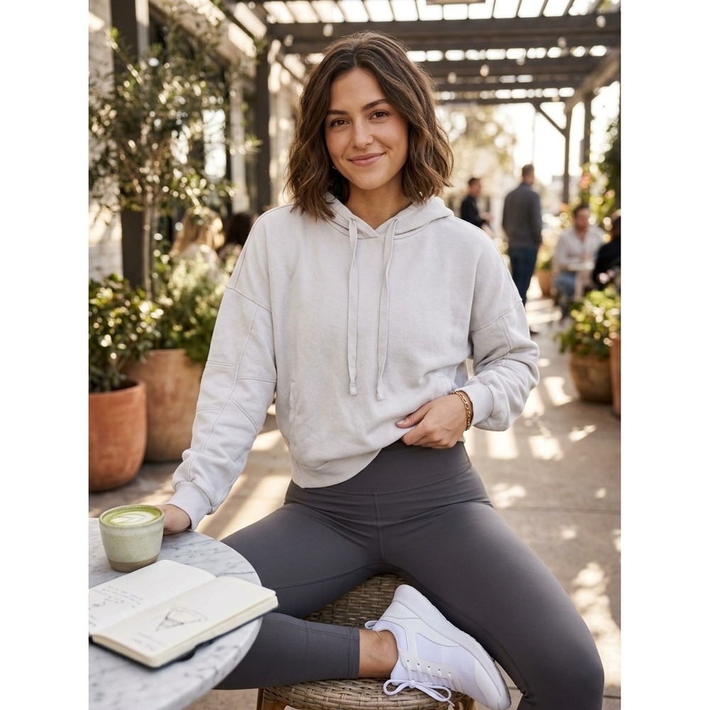 Alo Yoga Hoodie Womens Small Bone White Relaxed Fleece Pullover Sweatshirt